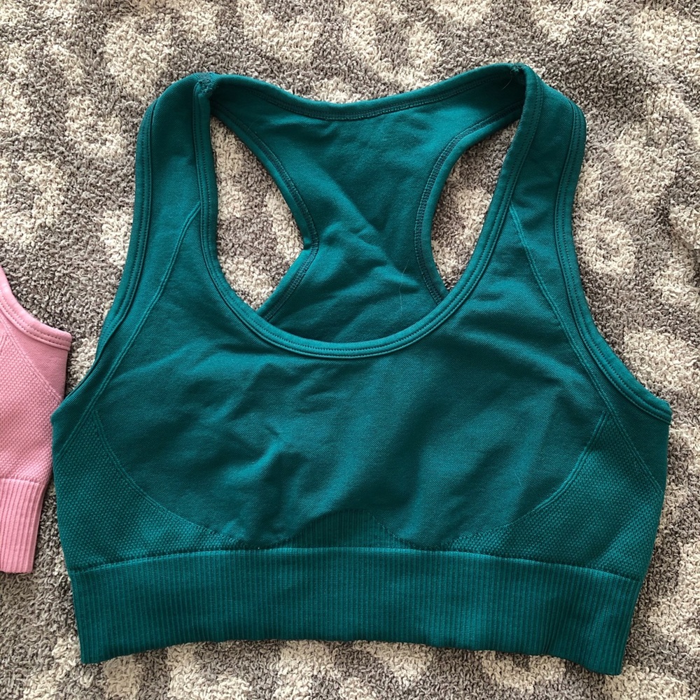 Sports bra
